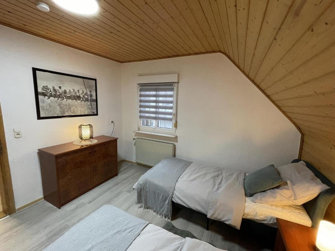 Schicke Ferien- Und Monteurswohnung 53 Qm Philippsburg Kamer foto